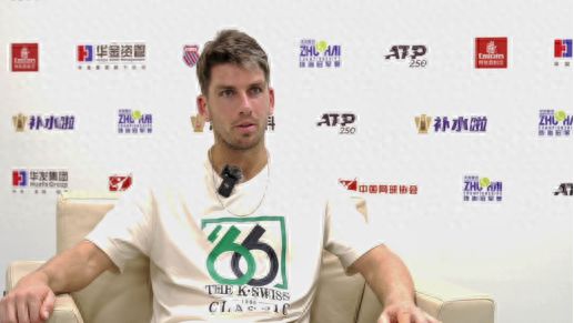 及其未来前 及其未来前