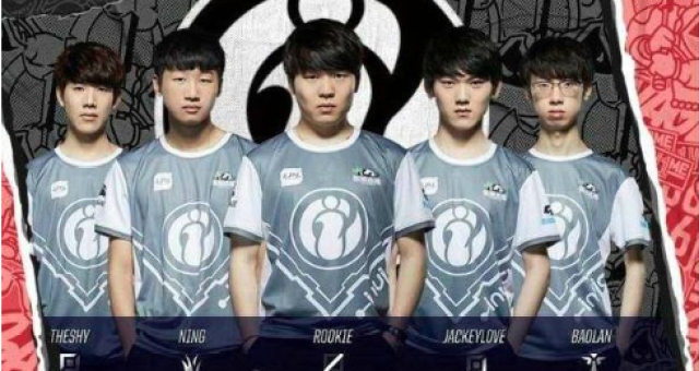 足球世界风 足球世界风