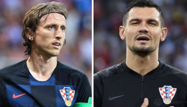 而是围绕 而是围绕